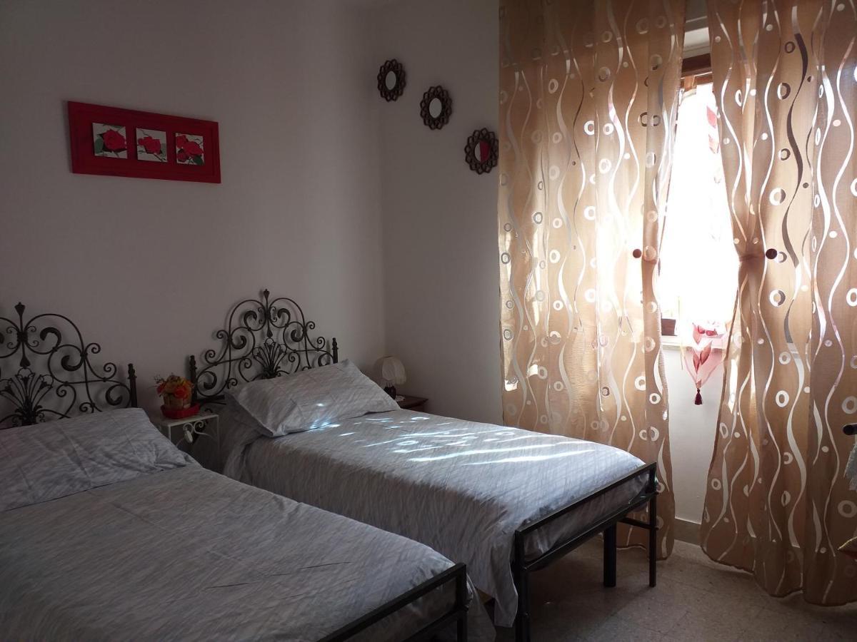 קאלי Bed & Breakfast La Rosa Rossa מראה חיצוני תמונה