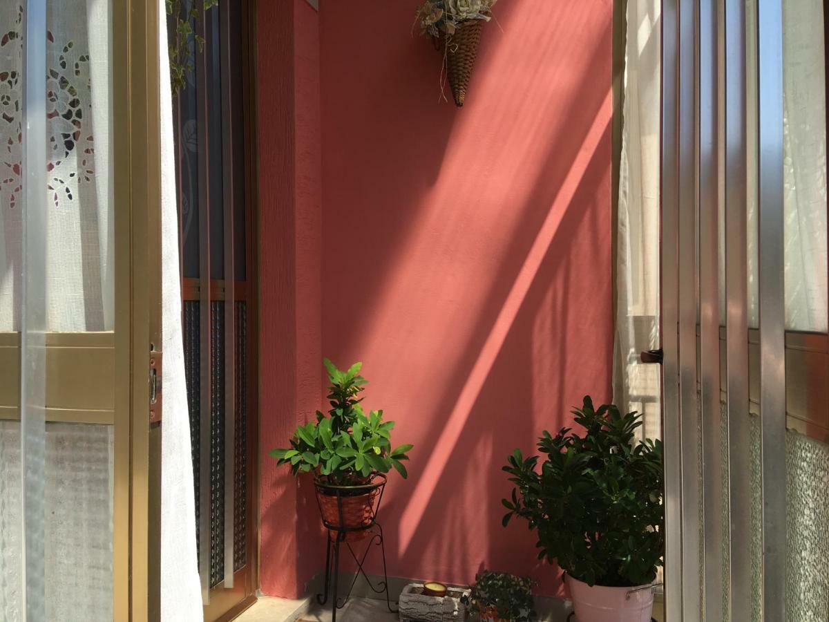 קאלי Bed & Breakfast La Rosa Rossa מראה חיצוני תמונה